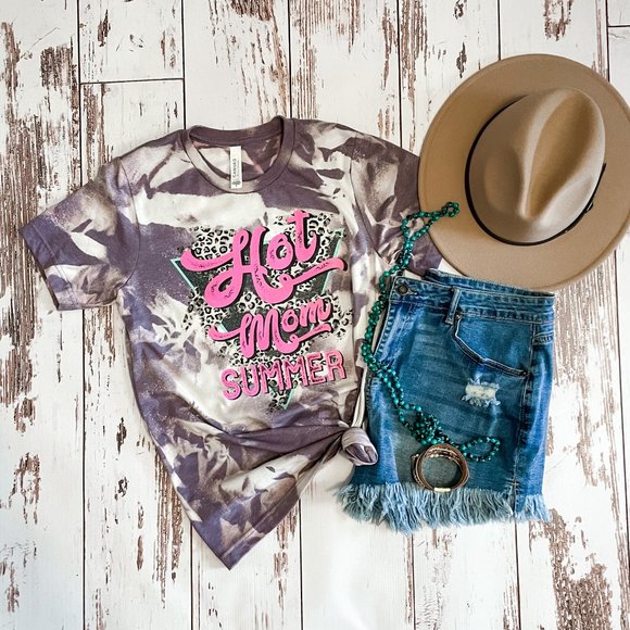 ladies graphic tee | Hot Mom Summer - Picture 1 of 2